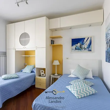 Casa Elegante Parking Privato 호텔 디아노 카스텔로